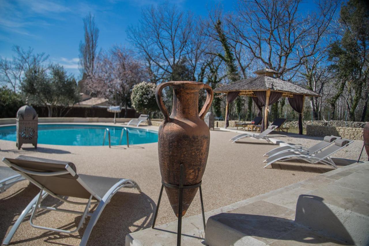Willa El Sama-In , Piscine Chauffee LʼIsle-sur-la-Sorgue Zewnętrze zdjęcie
